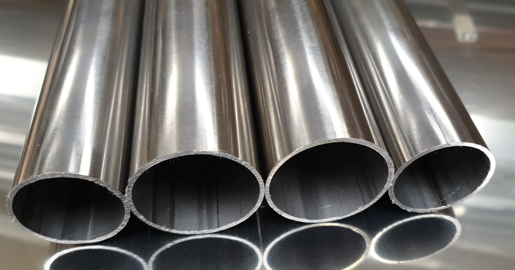 SS 304 High-Frequency Electric Resistance Welded Pipes
